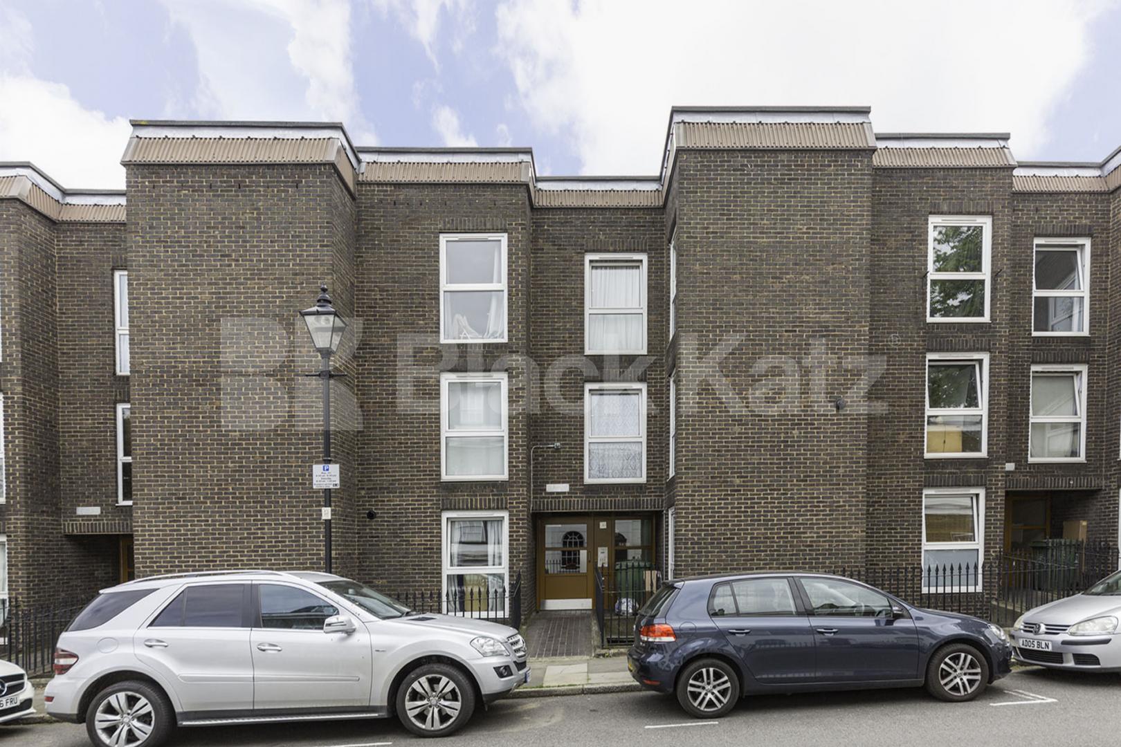 			3 Bedroom, 1 bath, 1 reception Apartment			 Elia Street, Angel